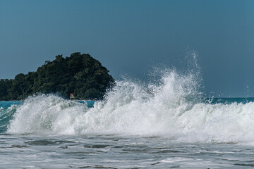 Naklejka premium water splash in the waves