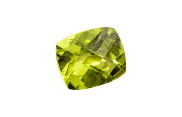 Fototapeta premium A radiant peridot gemstone with a square cut, featuring a lush green hue and sparkling facets. Ideal for sophisticated jewelry with exceptional clarity.