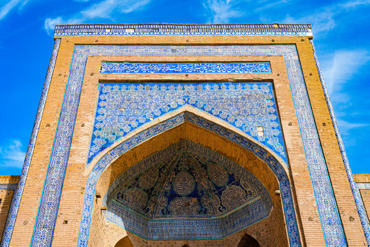 Iwan of the Muhammad Rahim Khan II Madrasah : grand 19th century complex in Khiva, Uzbekistan, Central Asia