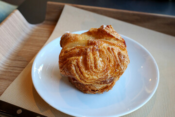 korea cafe bun pie bread bakery buttery