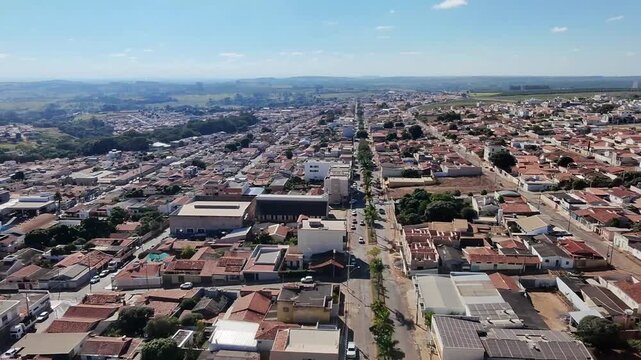 Carmo do Parana&iacute;ba &ndash; MG | Vista A&eacute;rea em 4K | Imagens da Cidade no Alto Parana&iacute;ba