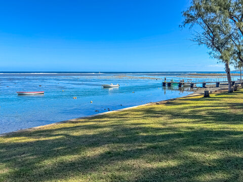Le Bassin Pirogue, l&rsquo;Etang)Sal&eacute;, &Icirc;le de la R&eacute;union 