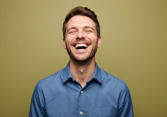 Obraz premium A man with a big, genuine laugh, radiating joy and happiness.