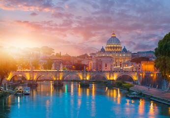 Fototapeta premium St Peter Cathedral at amazing sunset - Rome, Italy