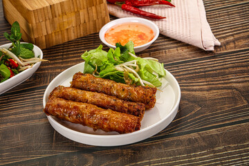 Fried Vietnamese spring roll with special sauce