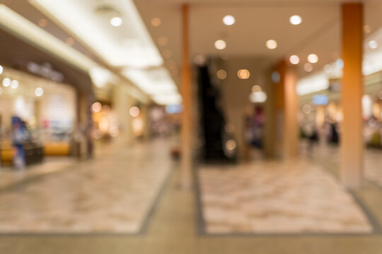 ショッピングセンターのぼかし背景｜広告・バナー用素材