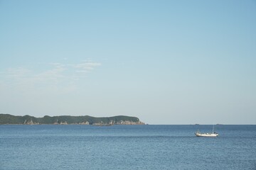 海と船
