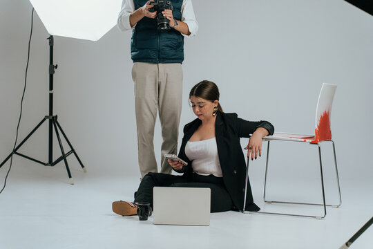 Behind-the-scenes in professional studio photography