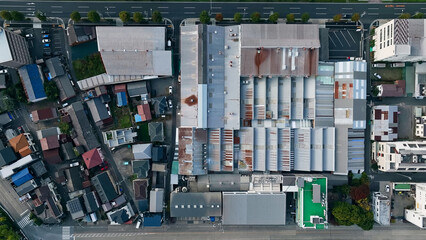 工場の真俯瞰ドローン空撮