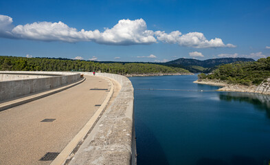 The Barrage de Bimont Dam in the Sainte-Victoire National Nature Reserve near Aix-en-Provence, Provence, France