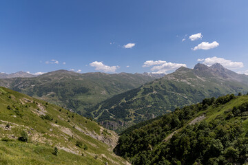 Obraz premium Mountain view in the Arves massif, French Alps