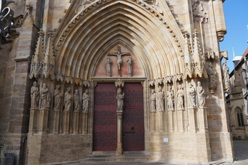Gotischer Haupteingang Dom Erfurt