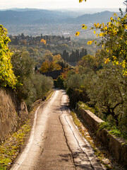 Italia, Toscana, colline intorno a Firenze. Il paese di Settignano.