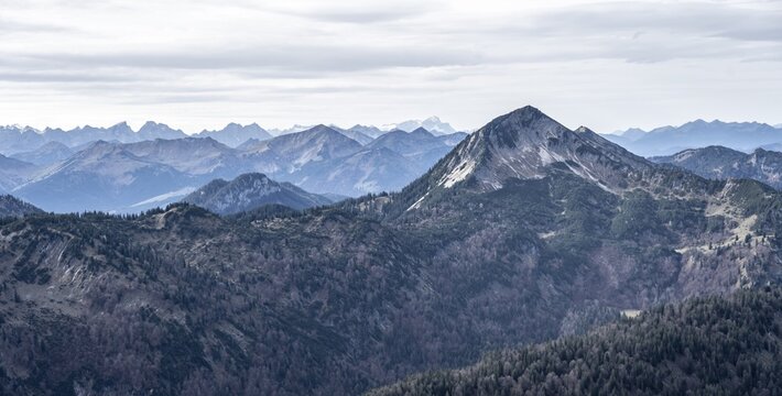 View of the foothills of the Mangfall mountains with summit Hinteres Sonnwendjoch, from the &Ouml;sterreischischer Schinder, Bavarian Prealps, Mangfall mountains, Bavaria, Germany