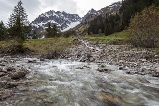 Gemstelbach, behind Widderstein, Gemsteltal, Mittelberg, Kleinwalsertal, Vorarlberg, Allg&auml;u Alps, Austria