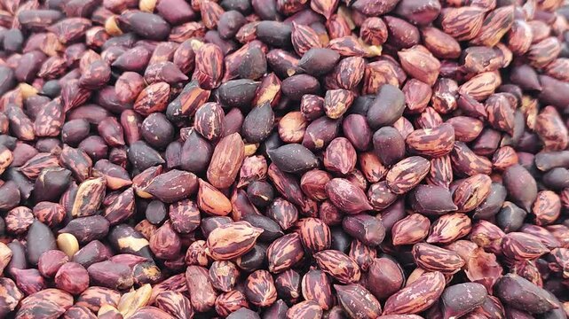 Roasted peanuts