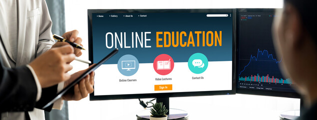 E-learning website with brisk sofware for student to study online on the internet network