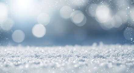 Fototapeta premium Eine glitzernde Schneefläche mit weichem Bokeh-Licht im Hintergrund schafft eine ruhige, helle und festliche Winteratmosphäre. Generative KI