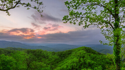Obraz premium Sunrise, Foothills Parkway, Great Smoky Mountains National Park