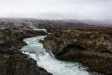 Outono na Islandia, terro do gelo e do fogo