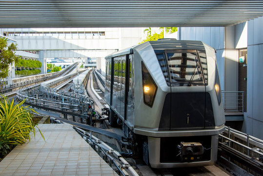 Skytrain Terminal Transfer at Changi Airport - Singapore