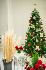 クリスマスツリーのある風景