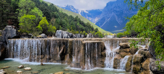 Waterfall at Lanyuegu national park