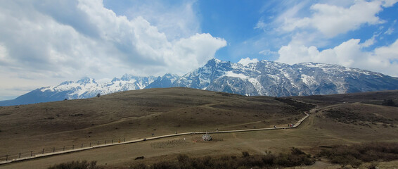 Jade dragon snow mountain