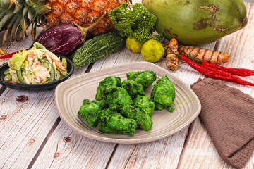 Indian green chicken mint tikka