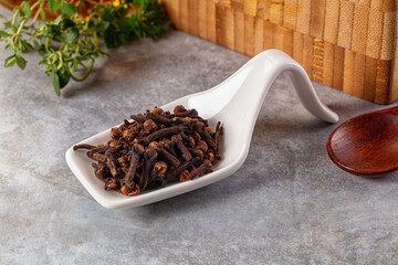 Dry cloves buds aromatic flavor