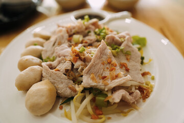 Restaurant Menu Display: Appetizing Platter of Thai Boiled Meat Dip