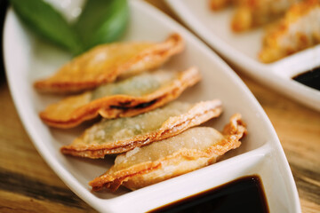 Wide Array of Deep-Fried and Accompaniment Dishes