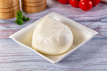 Italian Mozarella buffalo cheese ball