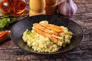 Risotto with natural crab leg
