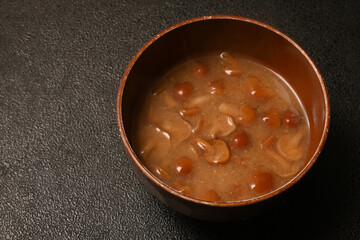 なめこの味噌汁