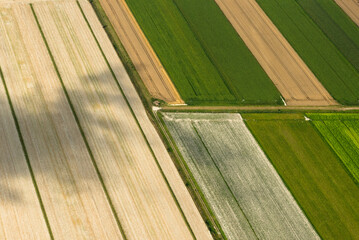 vue a&eacute;rienne de la Baie du Mont Saint Michel en France