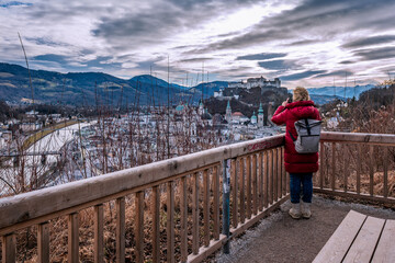 Naklejka premium Panoramic view from a viewpoint overlooking the old town of Salzburg.