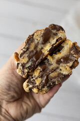 Sliced ​​cookie with chocolate chips