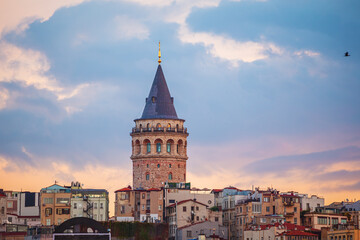 Fototapeta premium Galata Tower at sunrise. Magnificent cityscape of Istanbul in the morning.