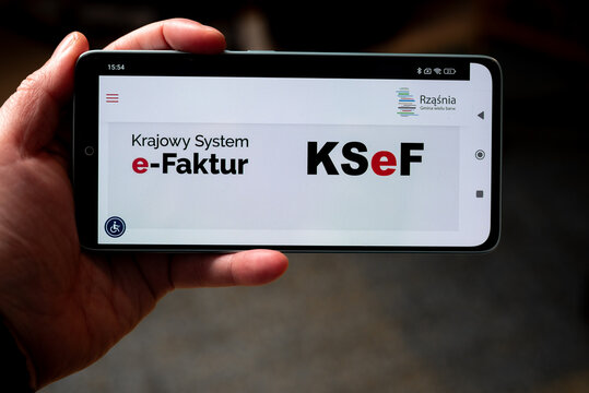 Polish Mandatory B2B electronic invoicing system ('KSeF'), or ('Krajowy System e-Faktur') webpage on a mobile phone or smartphone