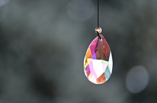Pearl-shaped Prism