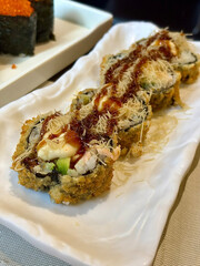 Set tempura hot fried sushi maki