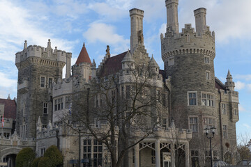 Fototapeta premium exterior of Casa Loma located at 1 Austin Terrace, Toronto