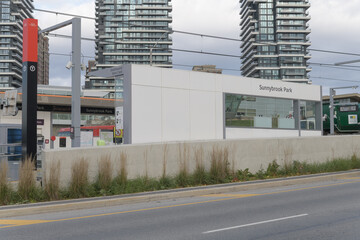 Fototapeta premium view of Sunnybrook Park LRT Station on Eglinton Av E, Toronto