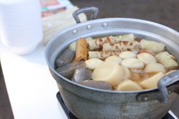 	おでんを作る様子