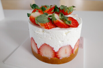 cake fruit korea strawberry cream birthday sweets