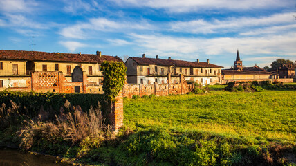 San Giuliano Milanese, Viboldone, periferia sud Milano