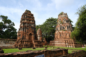 Ancient pagoda art at Wat Mahathat