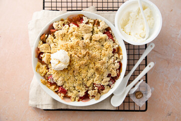 Plum crumble with cream cheese