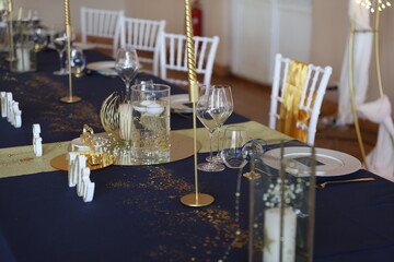 table, diners, mariage, d&eacute;cor, assiette, int&eacute;rieur, c&eacute;l&eacute;bration, d&eacute;coration, coutellerie, fourchette, rec&eacute;ption, luxe